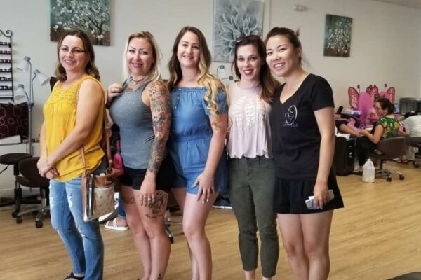 Surrogates mother with her friends for picking tatoo - Joy of Life Surrogacy