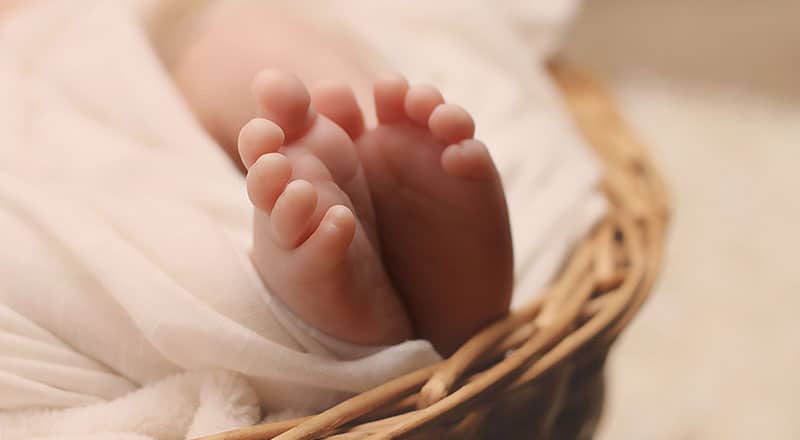 The newborn baby's foot - Joy of Life Surrogacy