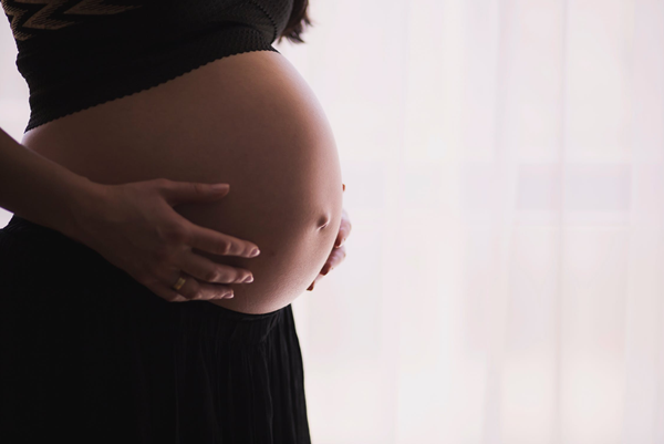 代孕妈妈 - 加州代孕机构 - Joy of Life Surrogacy